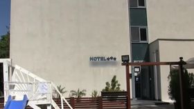 VIDEO 15 turiști au fost intoxicați, la un hotel din Mamaia. Aceștia au avut nevoie de îngrijiri medicale
